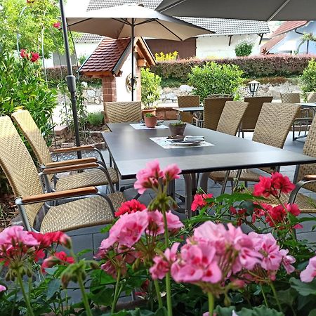 Hotel-Gasthof Rose Oberkirch  Eksteriør bilde