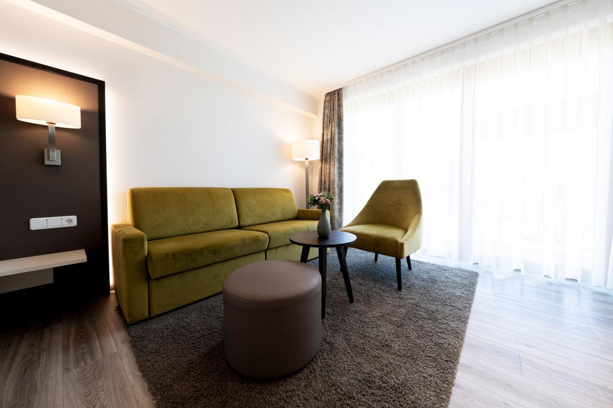 Hotel-Gasthof Rose Oberkirch  Eksteriør bilde