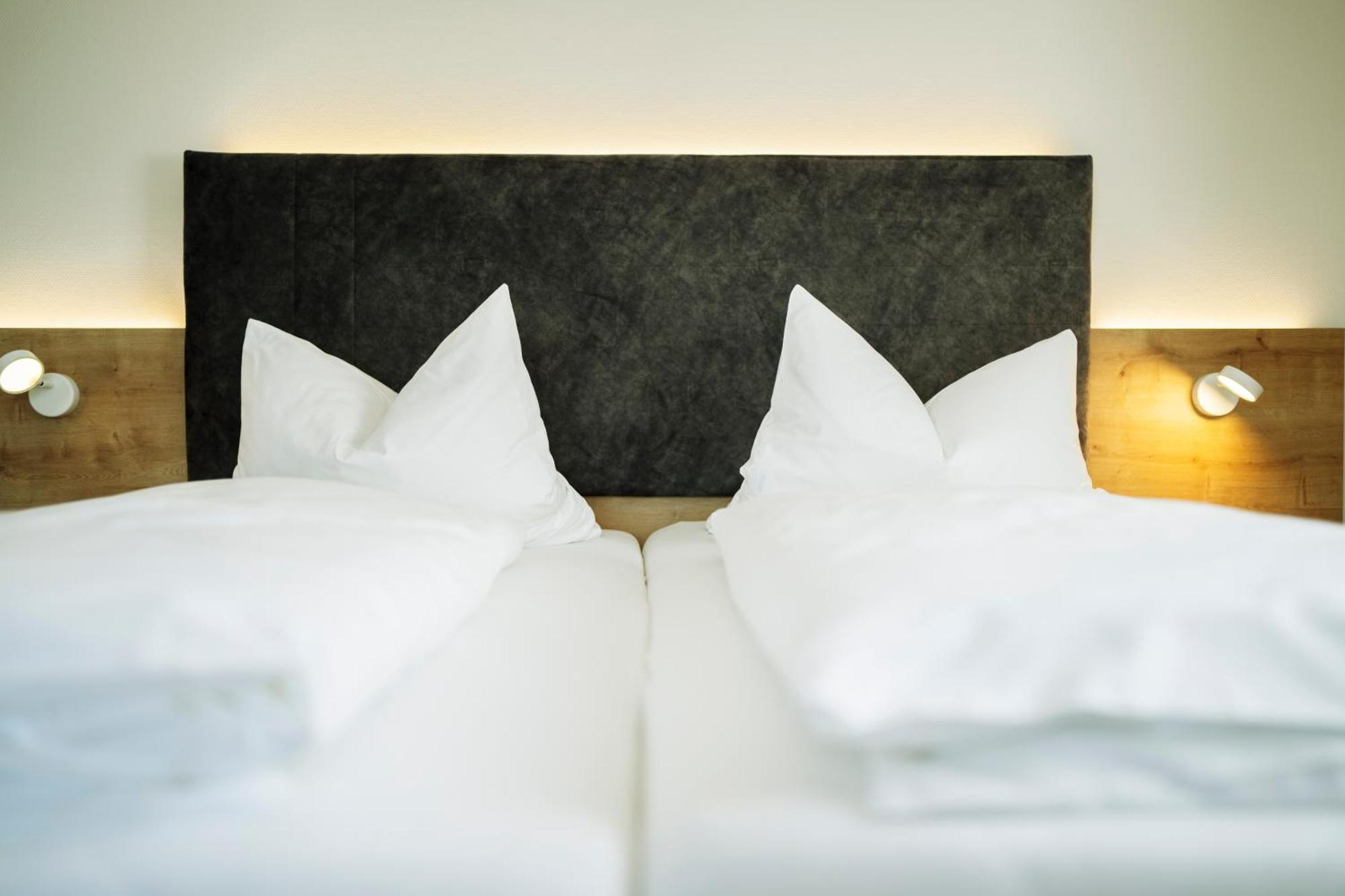 Hotel-Gasthof Rose Oberkirch  Eksteriør bilde