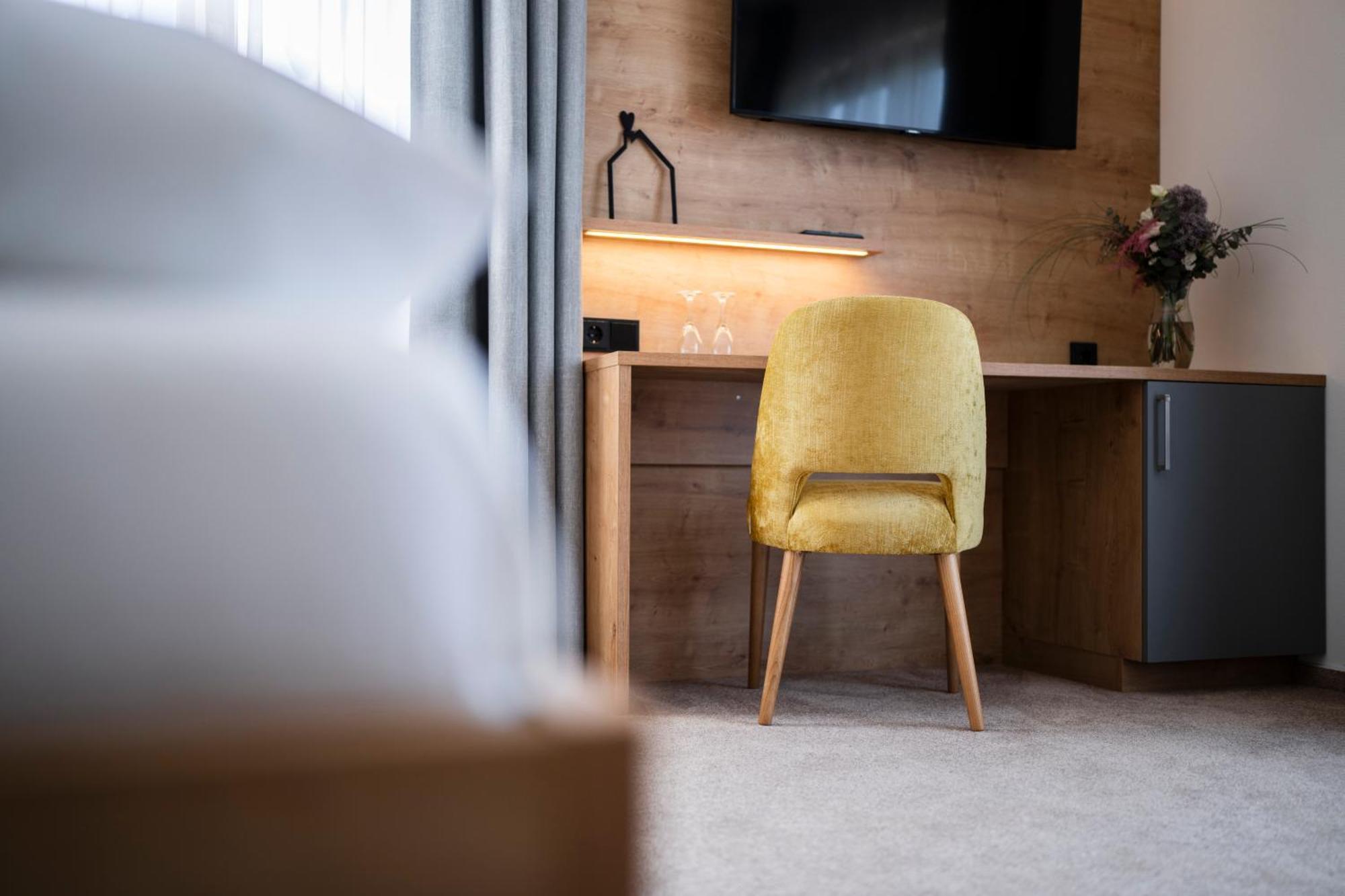 Hotel-Gasthof Rose Oberkirch  Eksteriør bilde