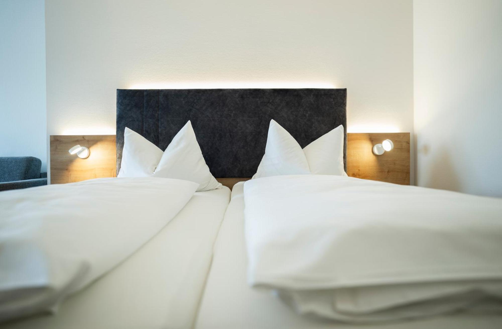 Hotel-Gasthof Rose Oberkirch  Eksteriør bilde