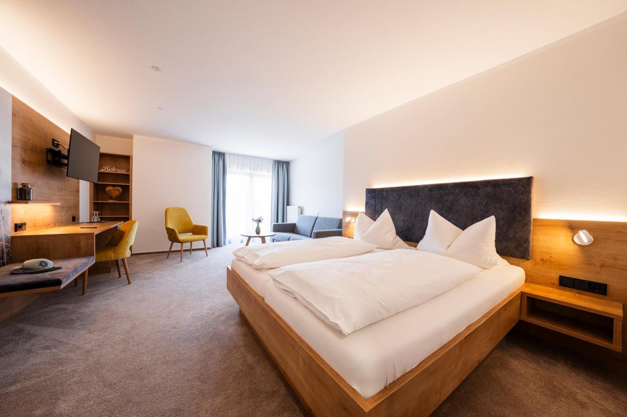 Hotel-Gasthof Rose Oberkirch  Eksteriør bilde