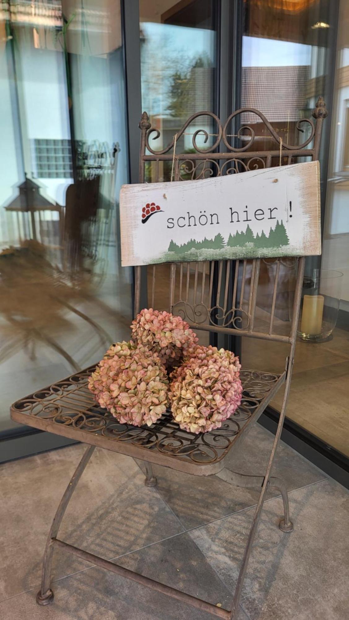 Hotel-Gasthof Rose Oberkirch  Eksteriør bilde