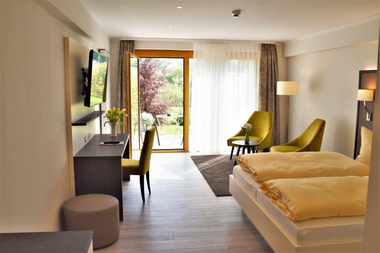 Hotel-Gasthof Rose Oberkirch  Eksteriør bilde